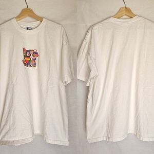 Undefeated Shirt World Flag Logo‎ Short Sleeve Cotton XL White